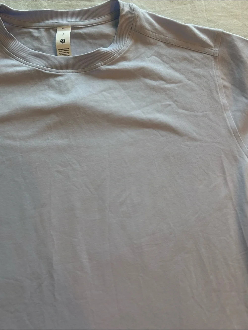 lululemon athletica Men's Crew Tee in Light Lavender - Picture 3 of 7